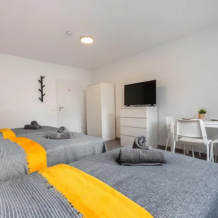 Geraeumige In Fuer 7 Personen * Baesweiler