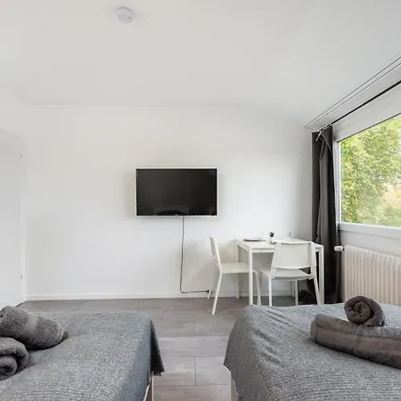 Geraeumige In Fuer 7 Personen * Baesweiler