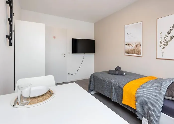 Geraeumige In Fuer 7 Personen Appartement Baesweiler