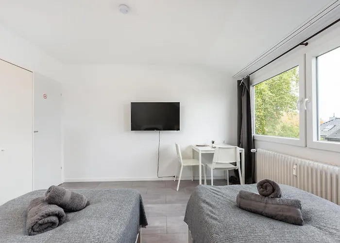 Geraeumige In Fuer 7 Personen * Baesweiler