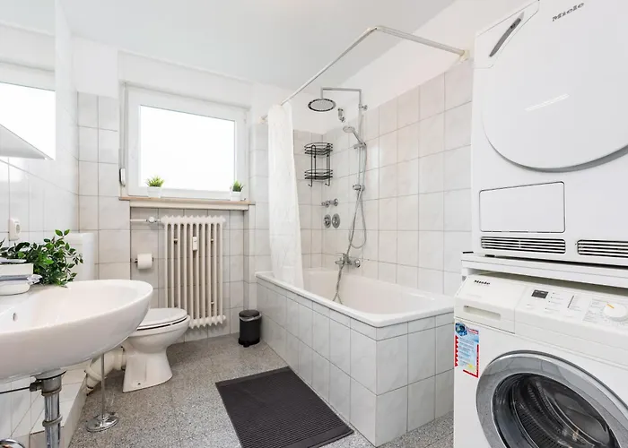 Geraeumige In Fuer 7 Personen Baesweiler