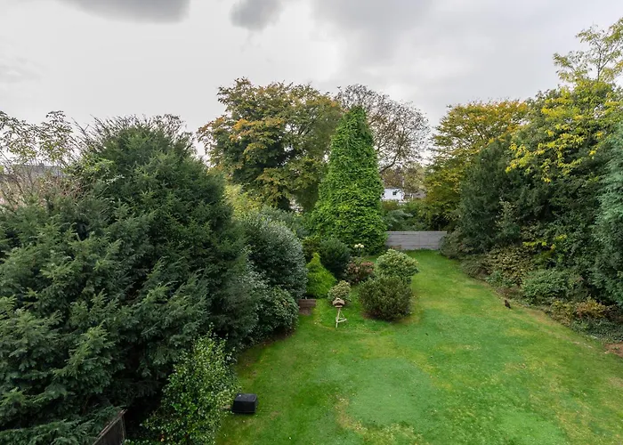 Geraeumige In Fuer 7 Personen *